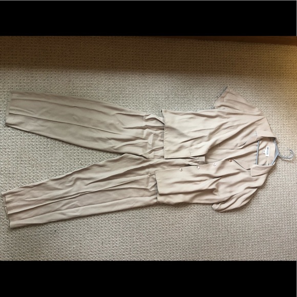 Neutral Matching Set - Picture 4 of 4